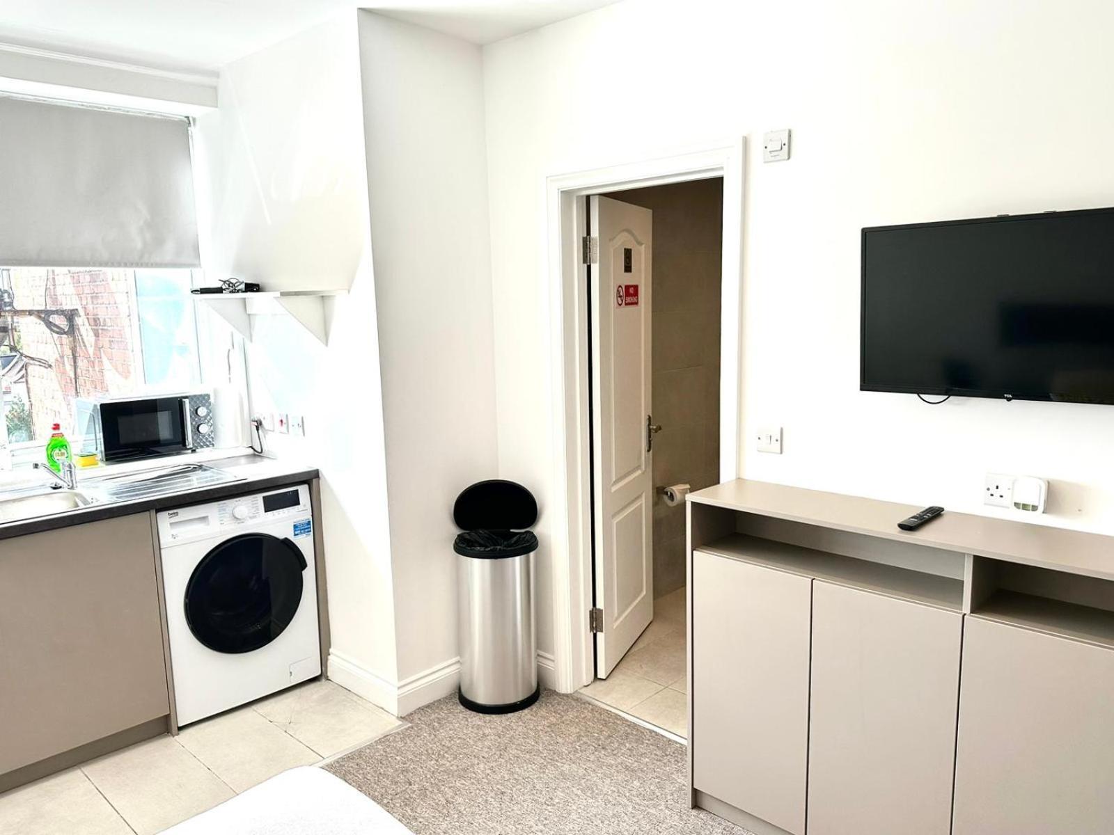 Sunny Modern, Private Apartment,15 Mins To Central London Hendon Exteriér fotografie